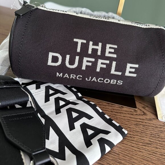 NWT! Marc Jacobs The Jacquard Duffle bag -Black Canvas - Picture 4 of 16